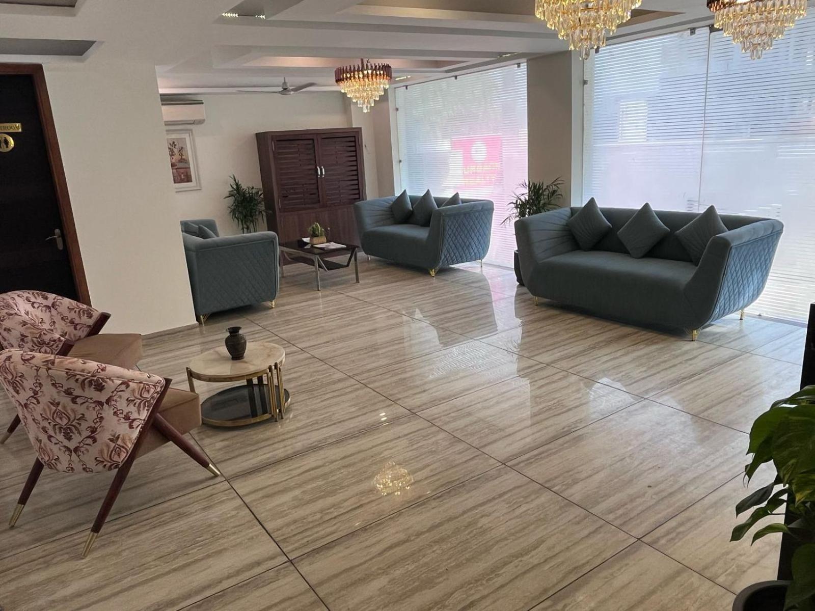 Hotel The Luxe 18 - Golf Course Road Gurgaon Exterior foto