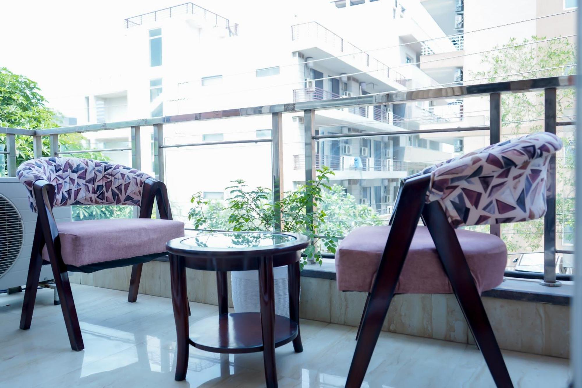 Hotel The Luxe 18 - Golf Course Road Gurgaon Exterior foto