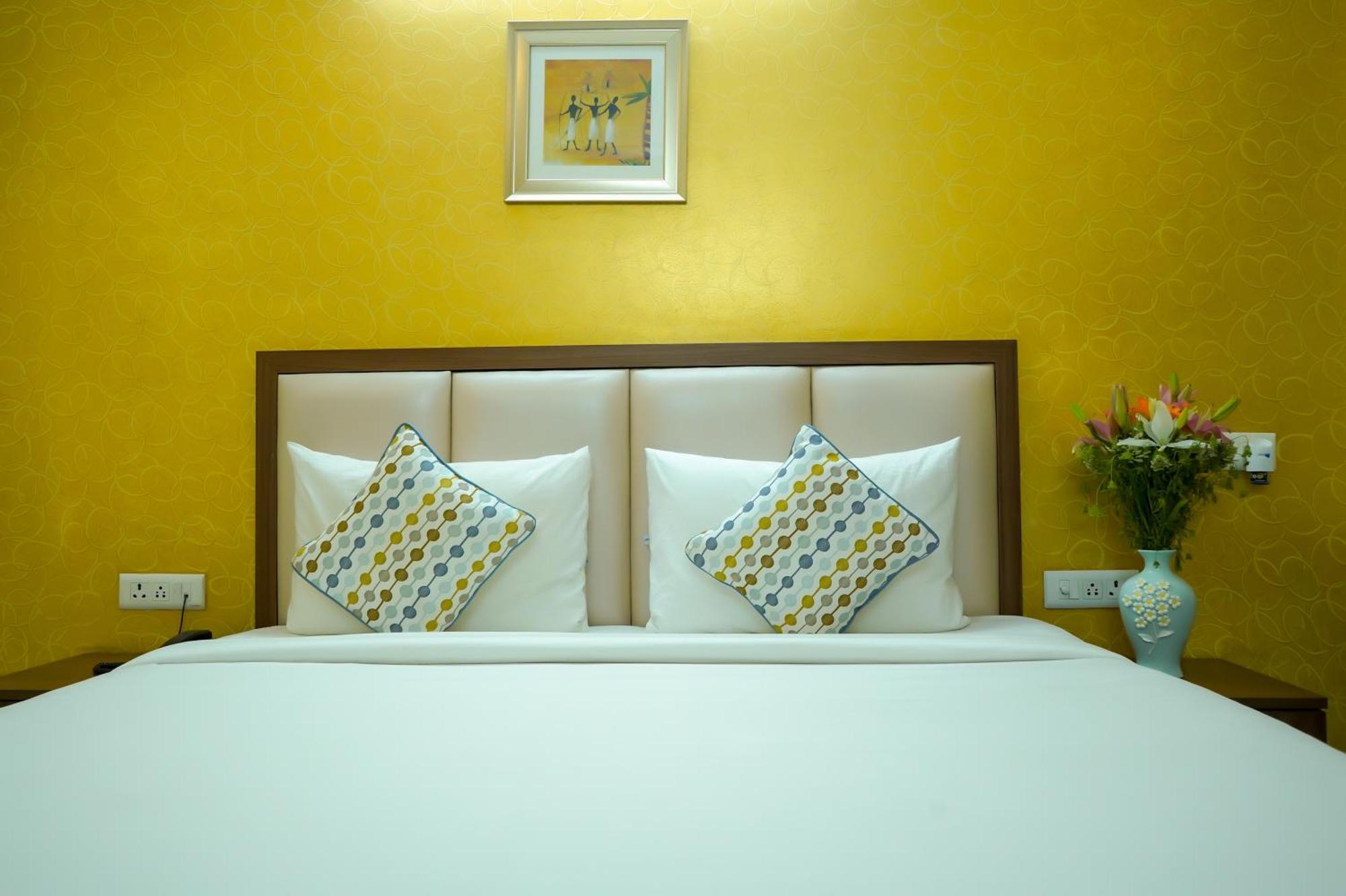 Hotel The Luxe 18 - Golf Course Road Gurgaon Exterior foto