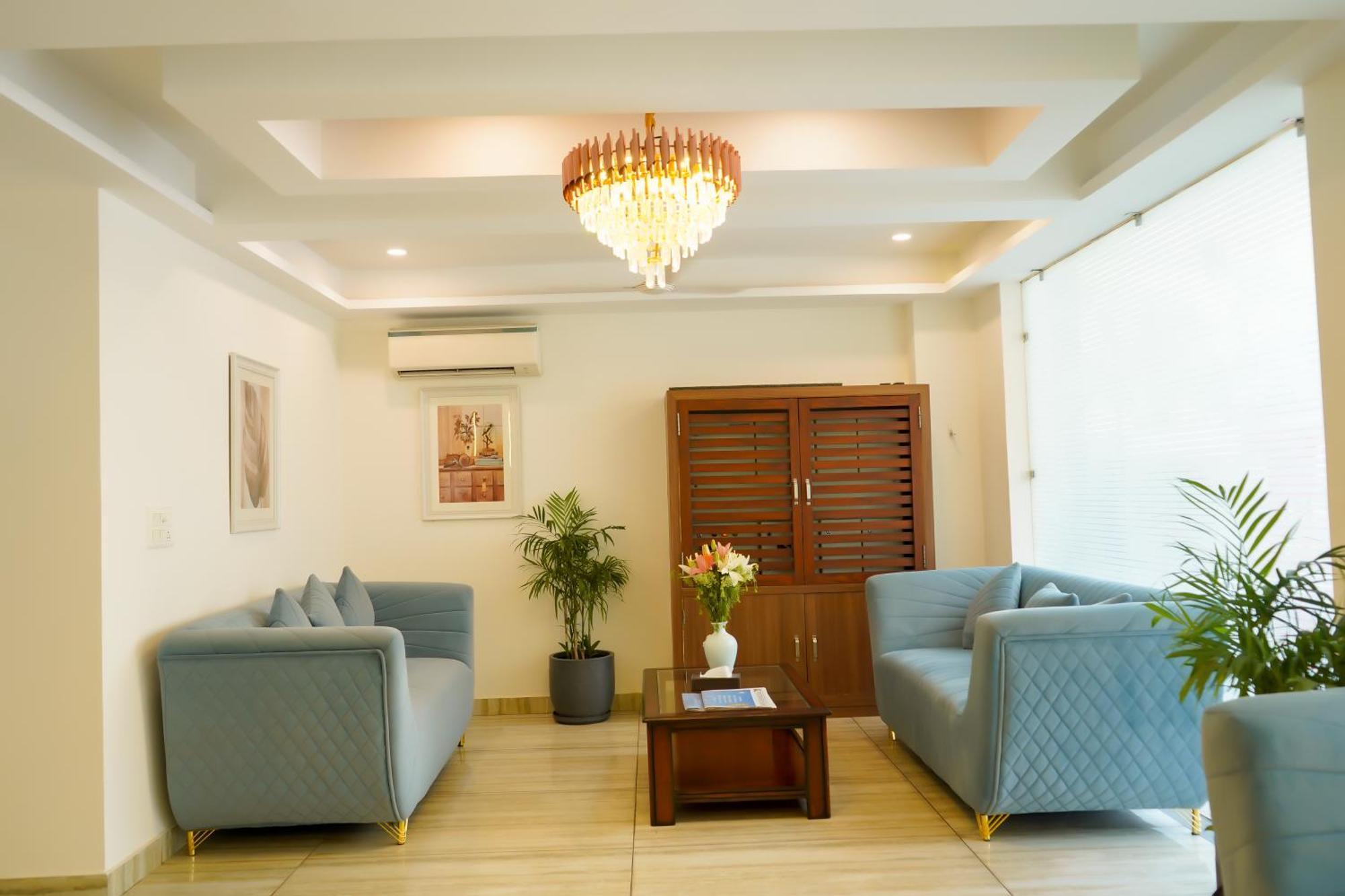 Hotel The Luxe 18 - Golf Course Road Gurgaon Exterior foto